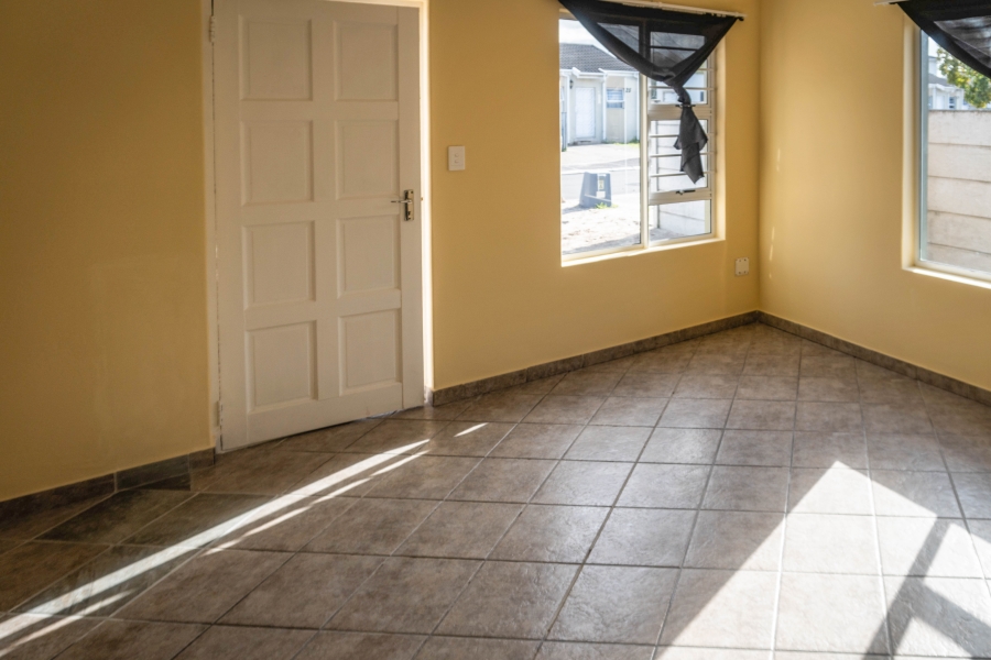 2 Bedroom Property for Sale in Sunset Glen Western Cape